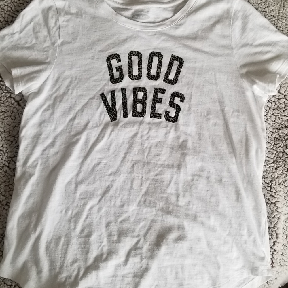 Good Vibes t-shirt